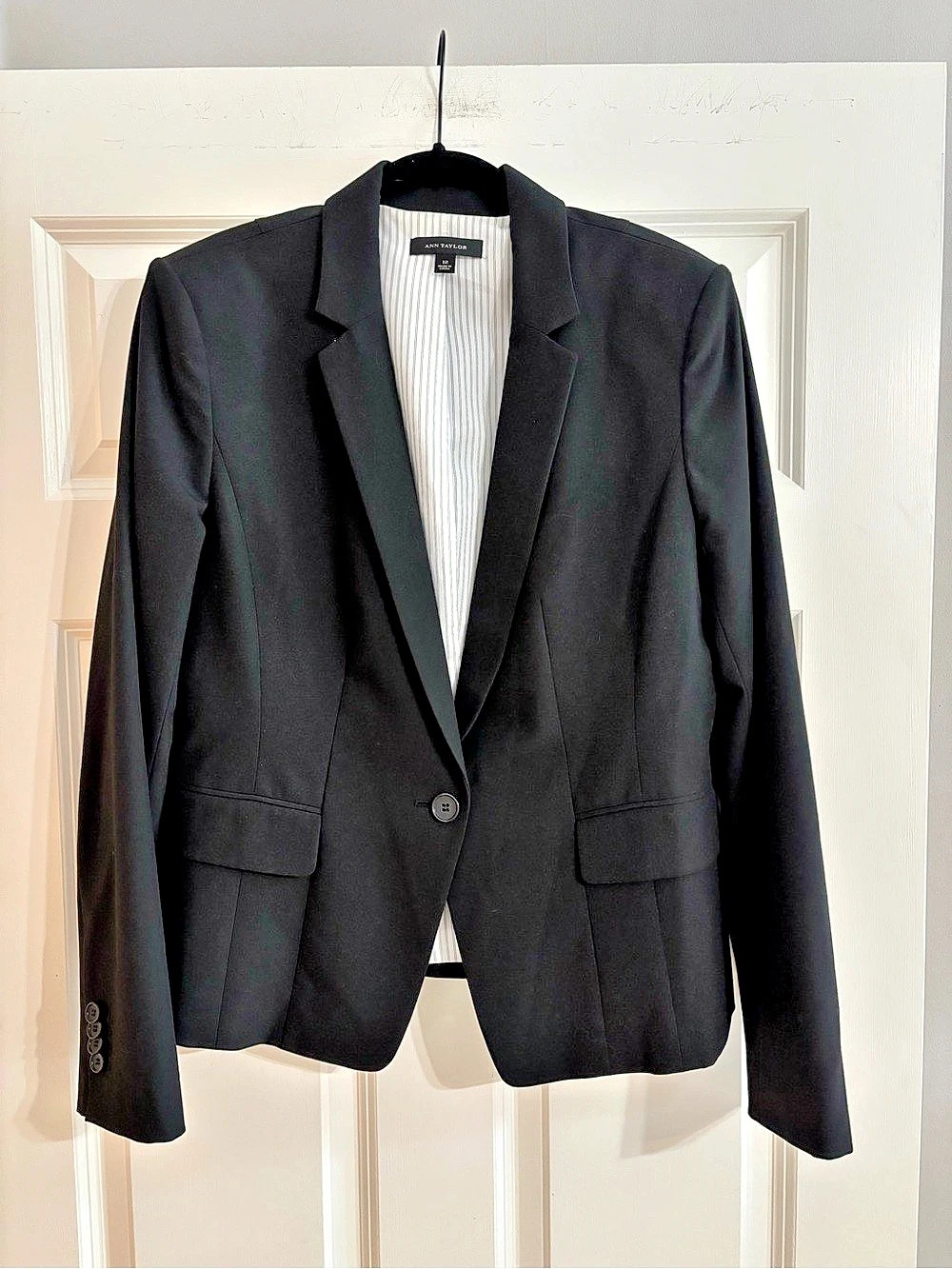 Ann Taylor Striped-Lining Black Blazer Size 12